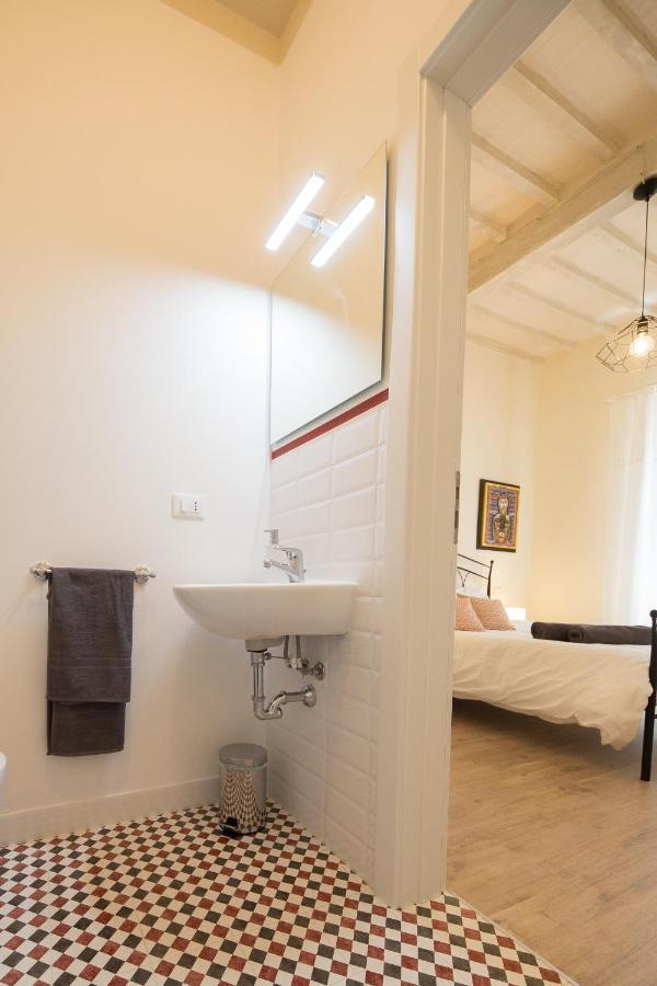 B&B In Acquaviva Livorno Eksteriør billede
