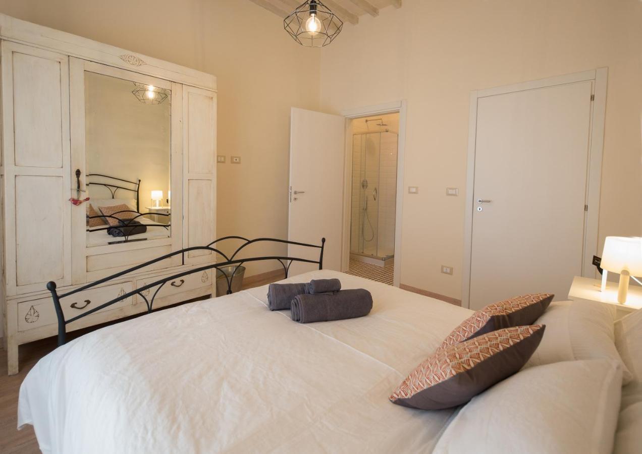 B&B In Acquaviva Livorno Eksteriør billede