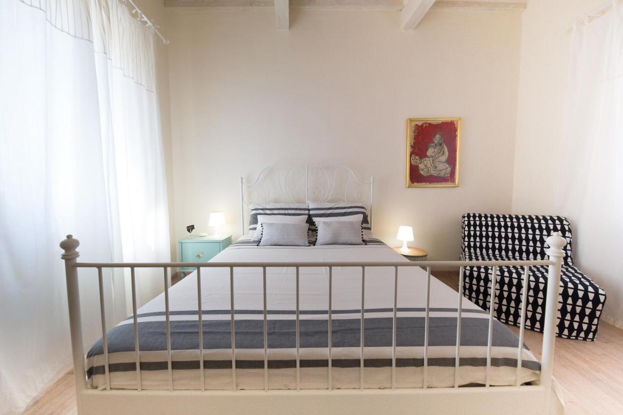 B&B In Acquaviva Livorno Eksteriør billede